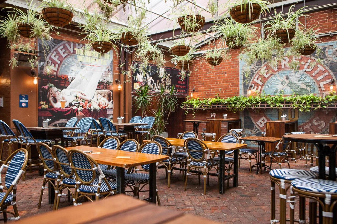 Nightcap At Belgian Beer Cafe Hotel Perth Exterior foto
