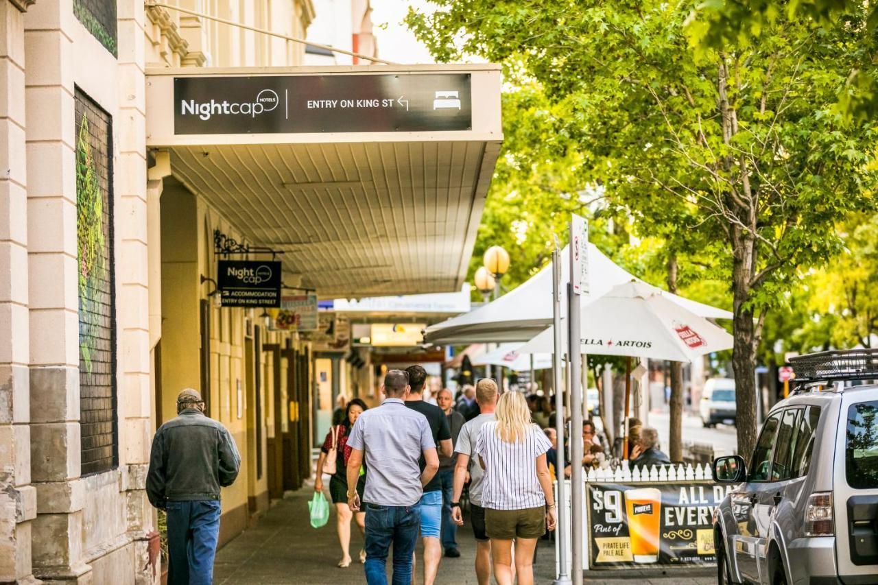 Nightcap At Belgian Beer Cafe Hotel Perth Exterior foto